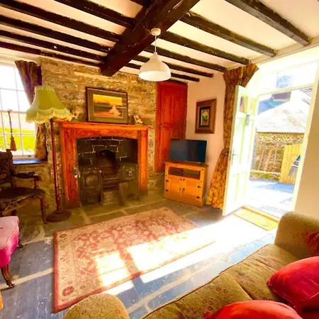 Castle Buildings Cottage1 Llanrhaeadr-ym-Mochnant Exterior photo