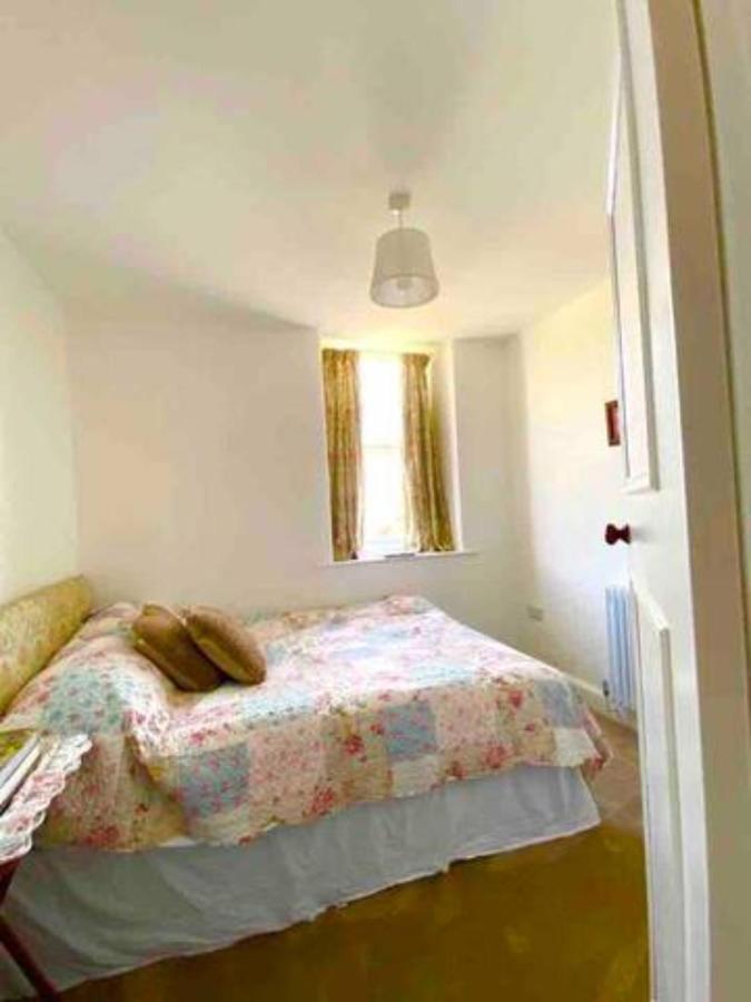 Holiday home Castle Buildings Cottage1
