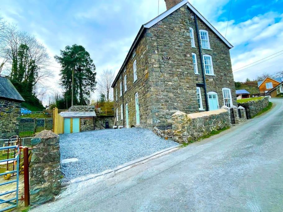 Castle Buildings Cottage1 Holiday home *