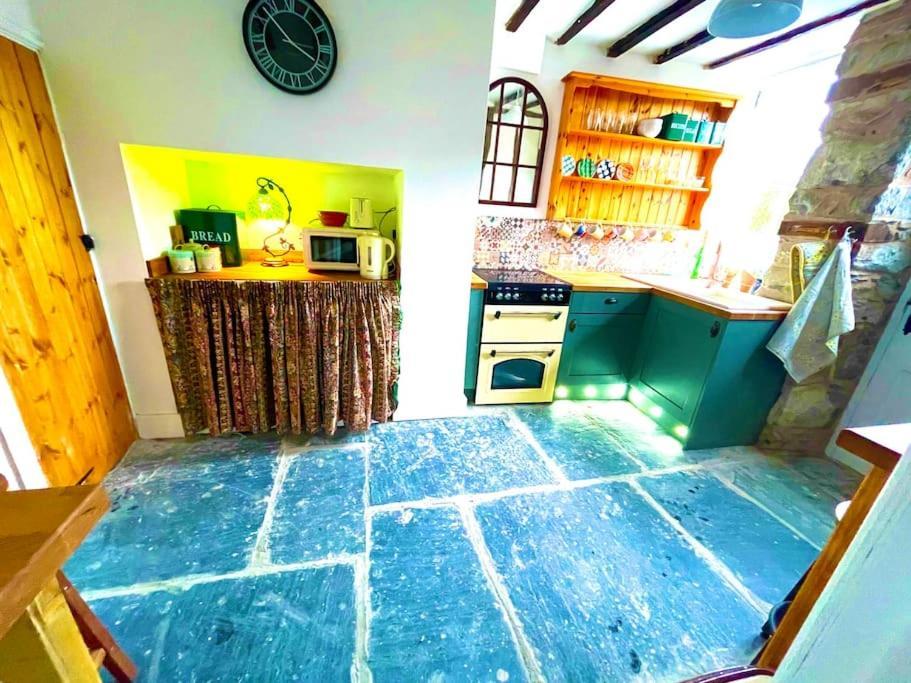 Castle Buildings Cottage1 Holiday home