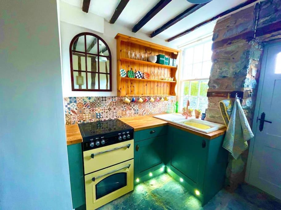 Castle Buildings Cottage1 Holiday home