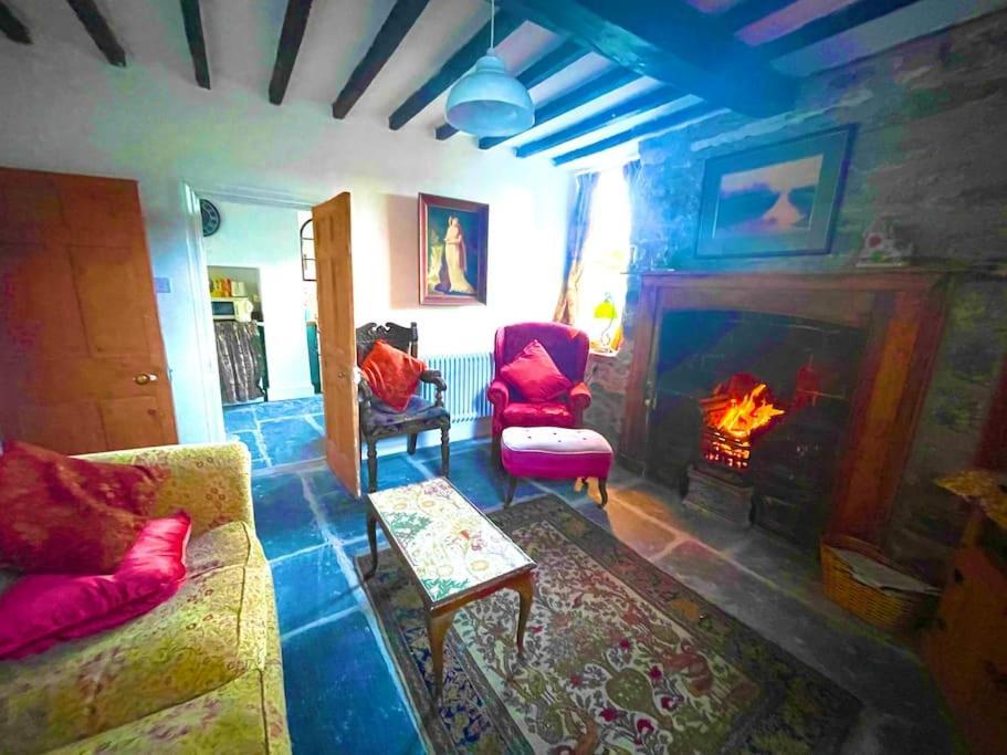 Castle Buildings Cottage1 Holiday home *